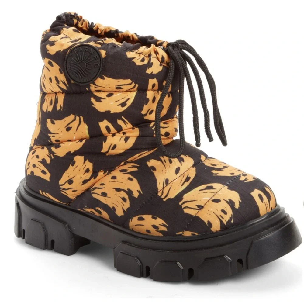 NEW FARM RIO BLACK YELLOW BANANA BUNCH LUG SOLE PLATFORM ANKLE BOOTS BOOTIES 6
